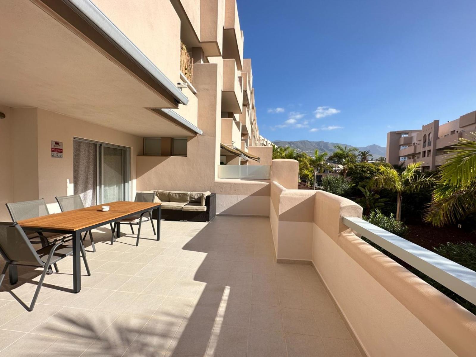 Cozy Apartment In Playa Paraiso Costa Adeje  Exterior foto