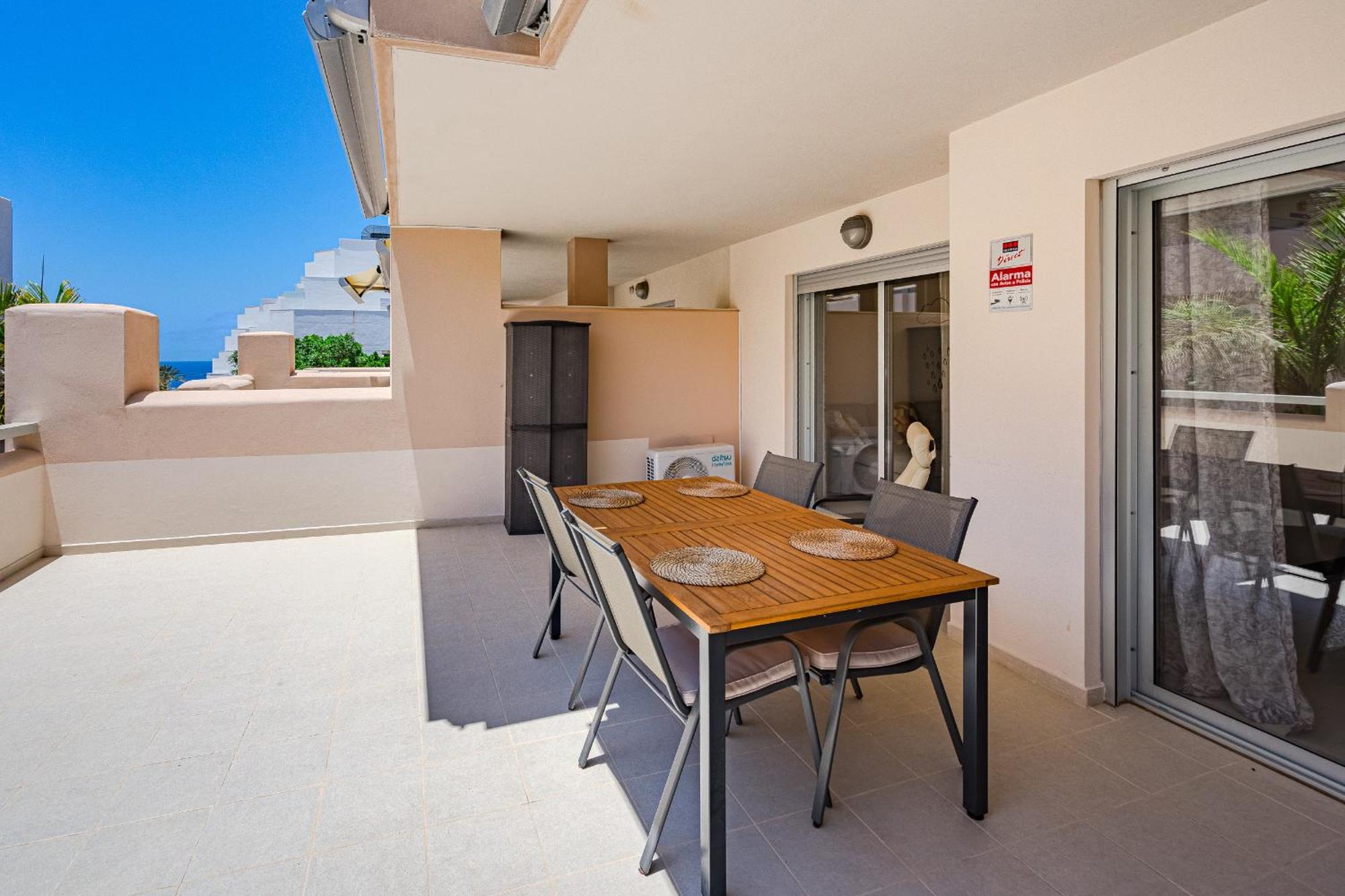 Cozy Apartment In Playa Paraiso Costa Adeje  Exterior foto