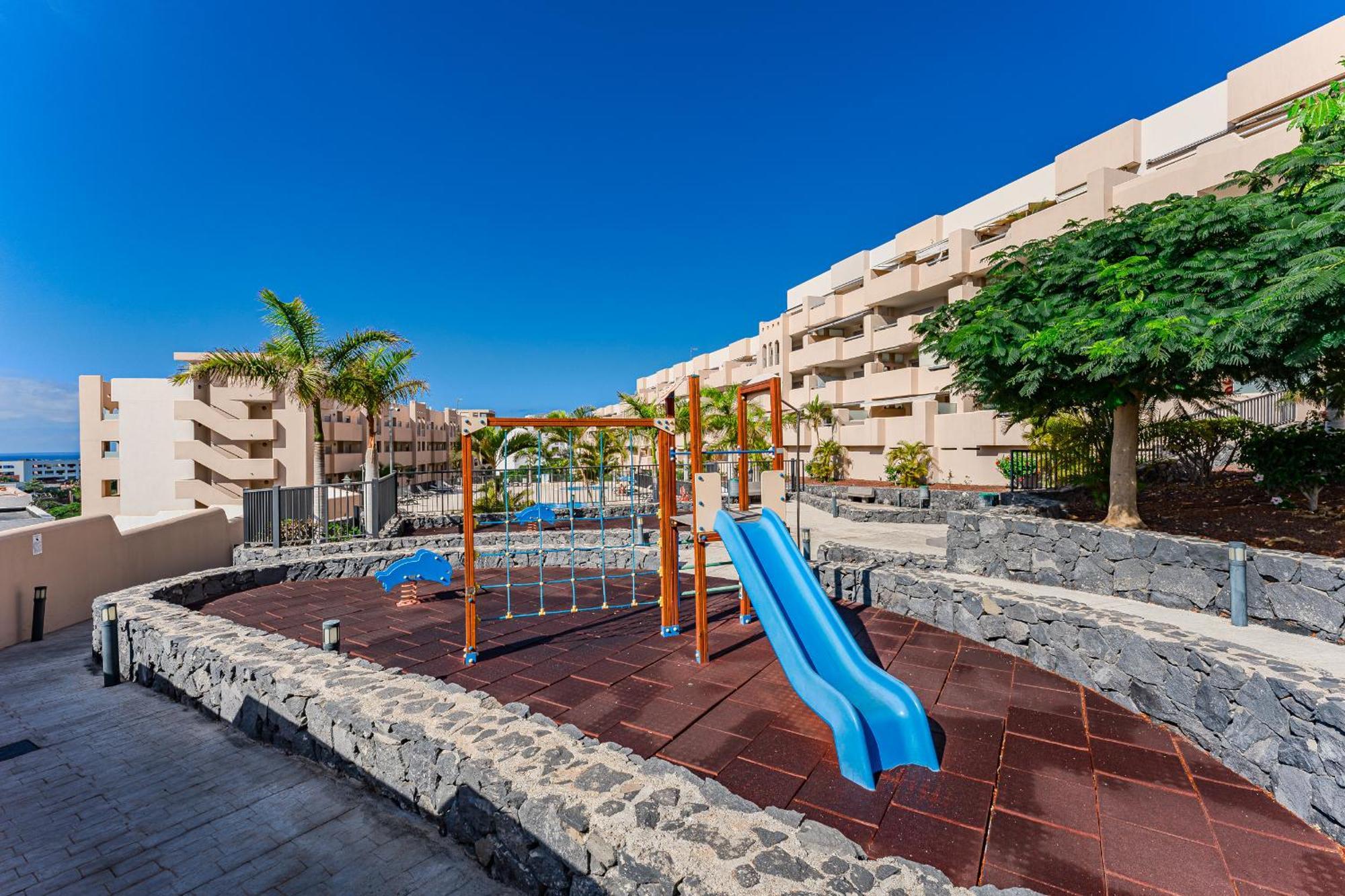 Cozy Apartment In Playa Paraiso Costa Adeje  Exterior foto