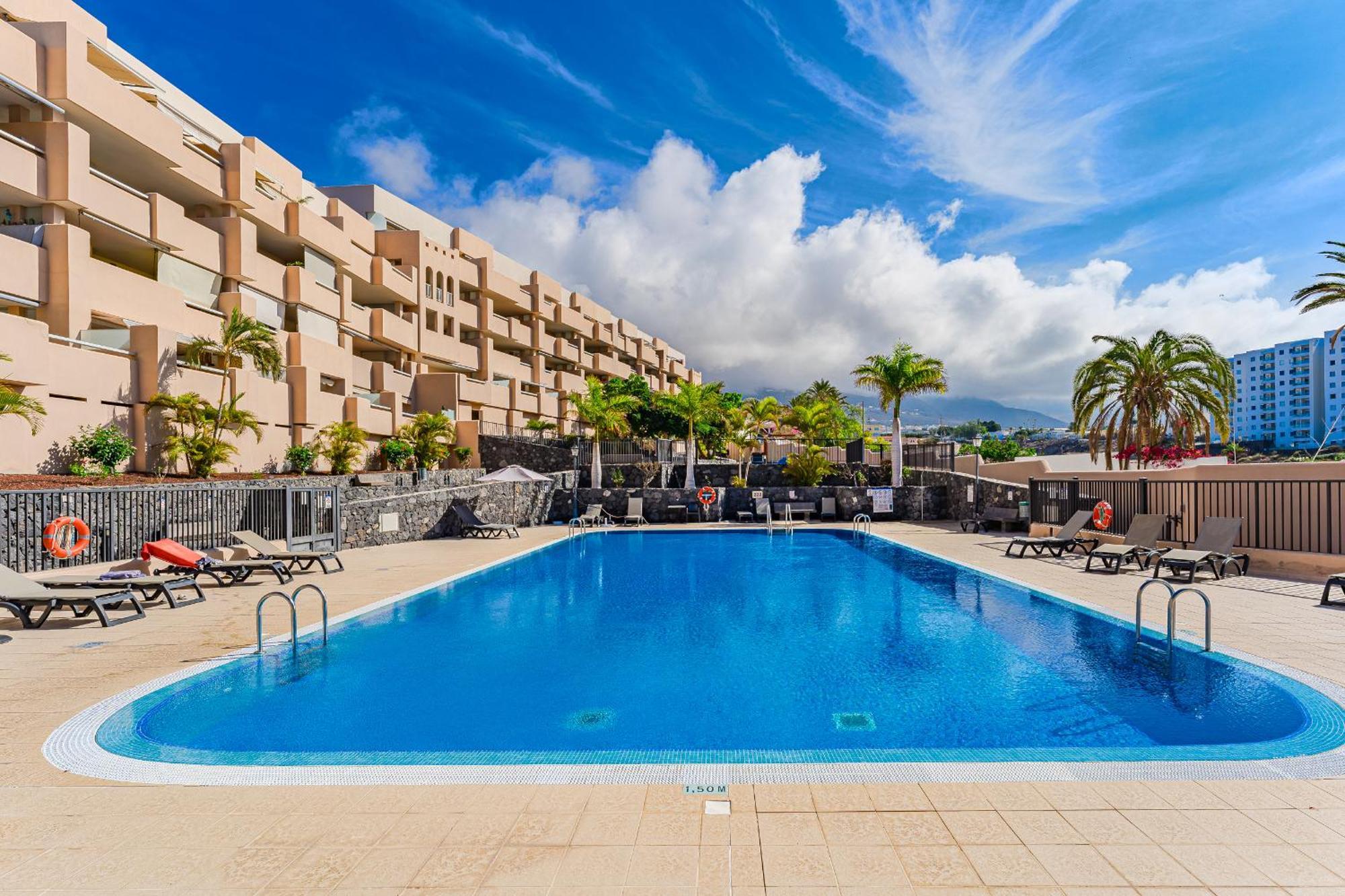 Cozy Apartment In Playa Paraiso Costa Adeje  Exterior foto