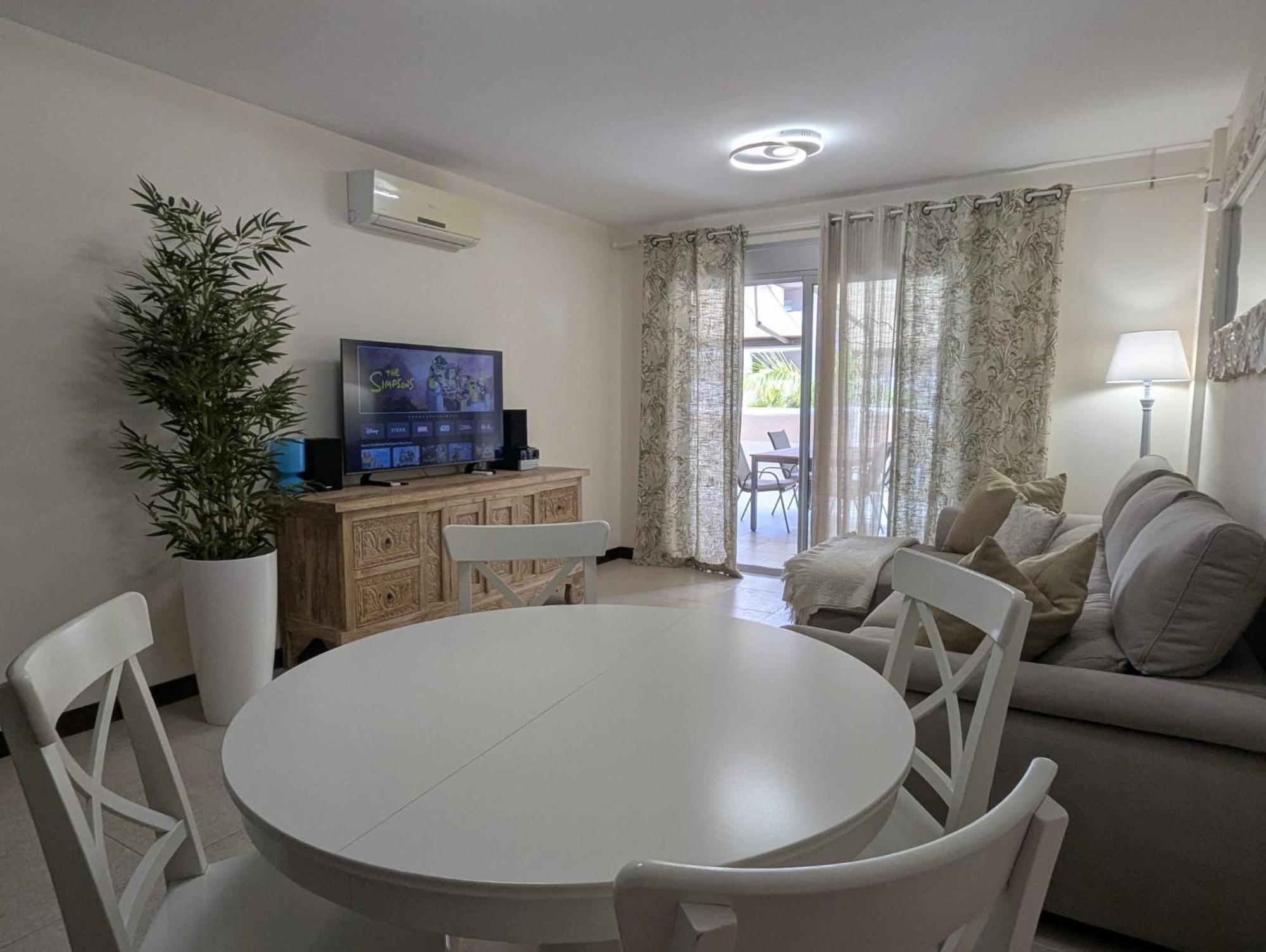 Cozy Apartment In Playa Paraiso Costa Adeje  Exterior foto